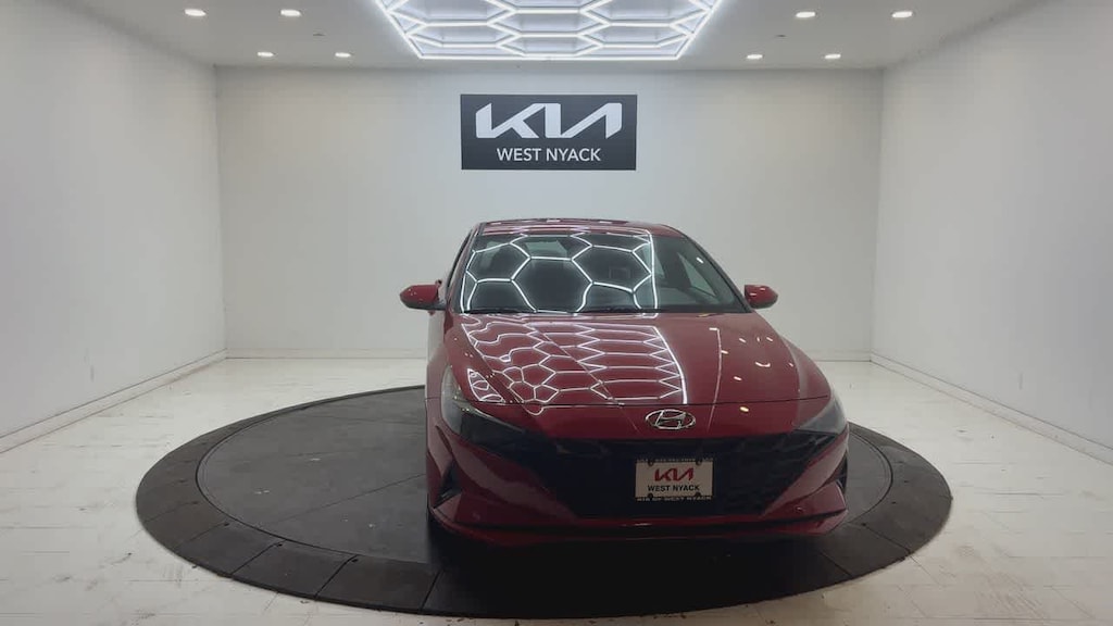 Used 2022 Hyundai Elantra SE IVT