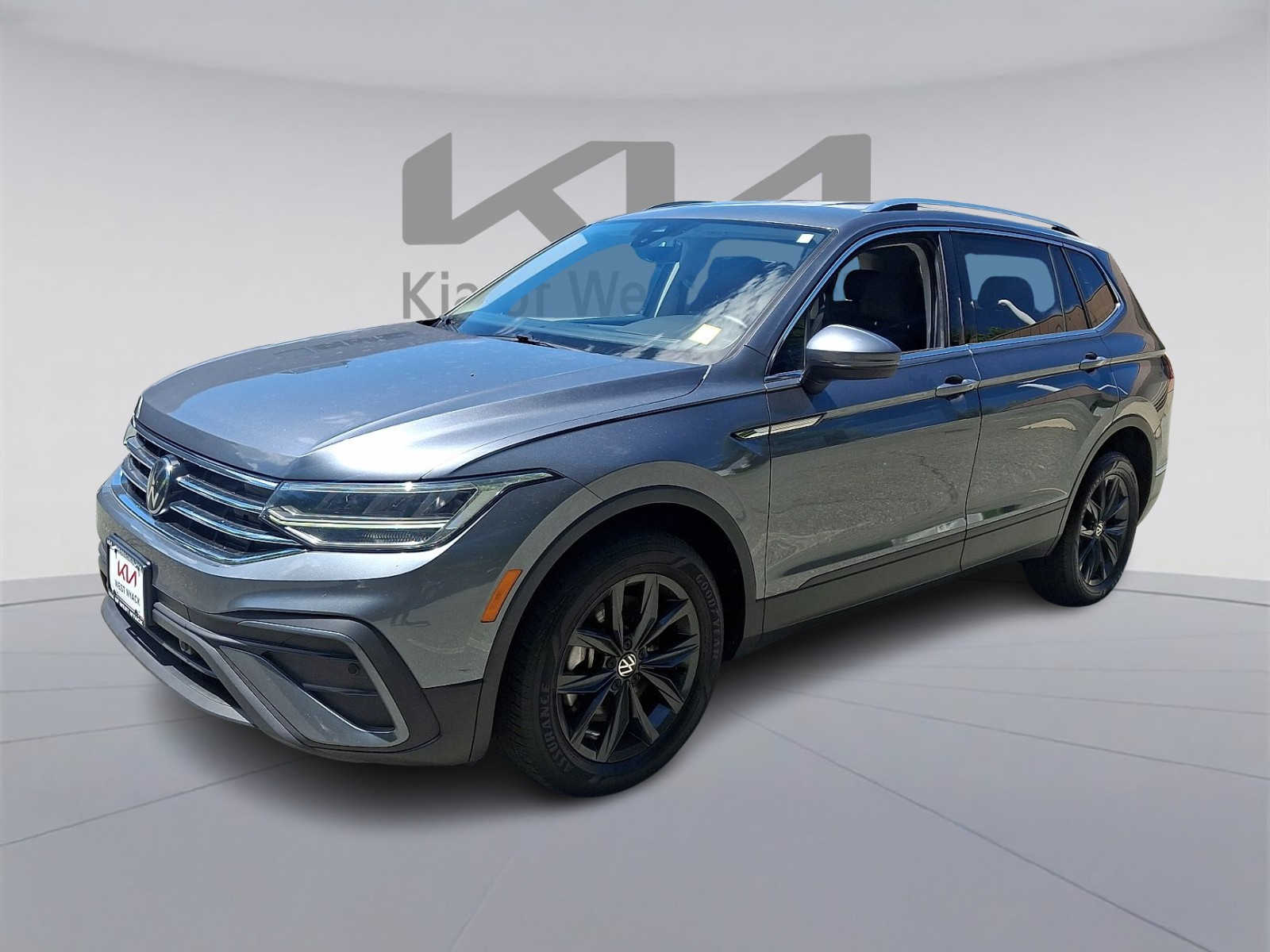 2024 Volkswagen Tiguan SE - Photo 3
