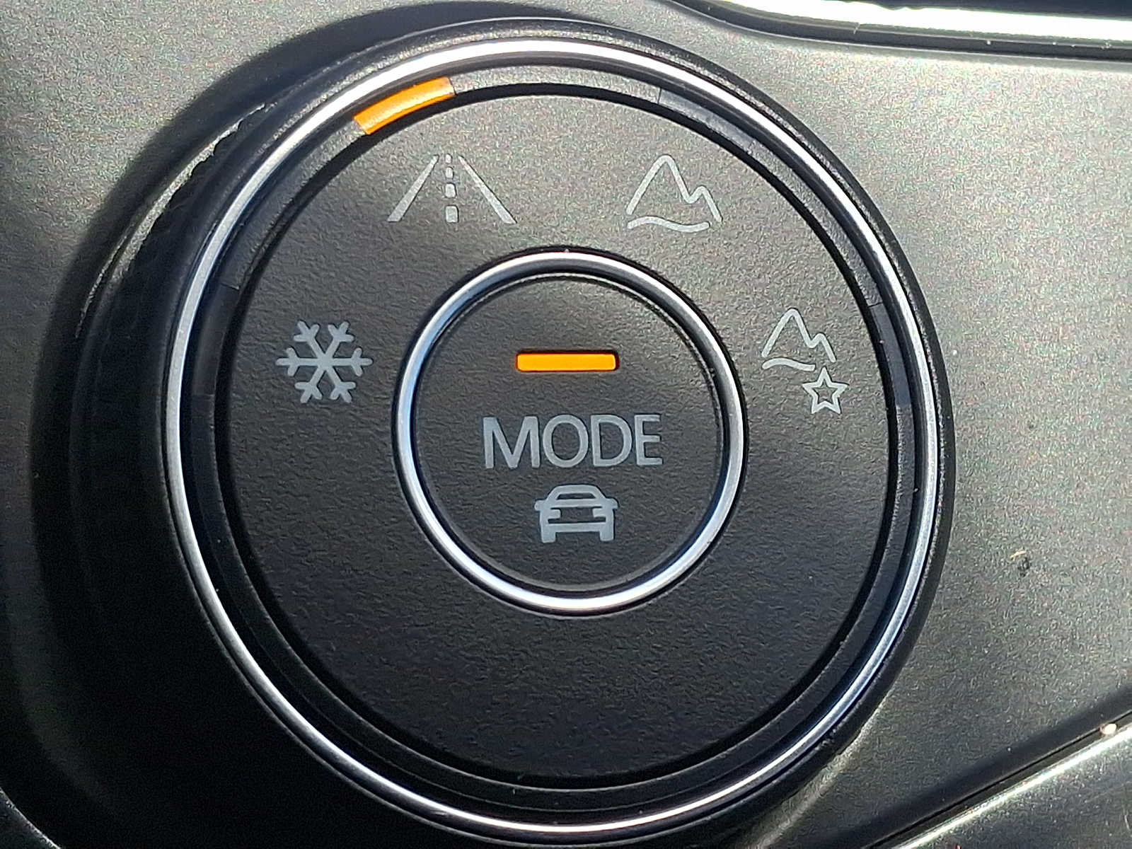 2024 Volkswagen Tiguan SE - Photo 23