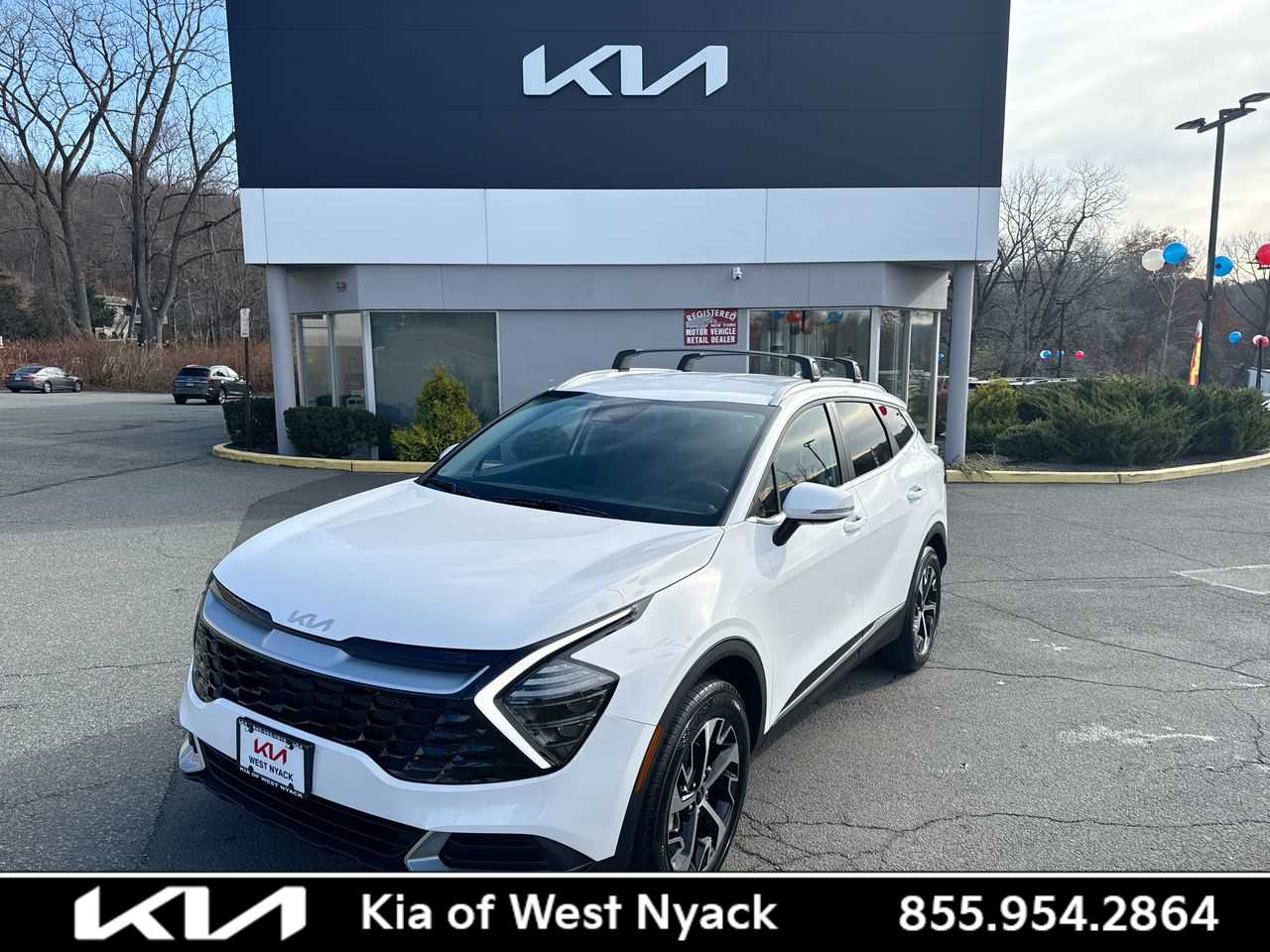 2024 Kia Sportage EX's photo