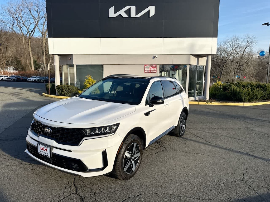 Certified 2021 Kia Sorento EX AWD