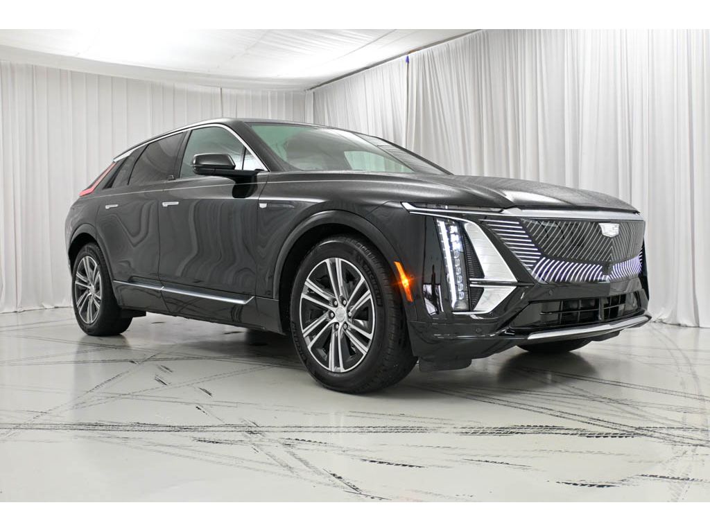 Used 2023 Cadillac LYRIQ Luxury with VIN 1GYKPMRK1PZ002999 for sale in Wilmington, DE