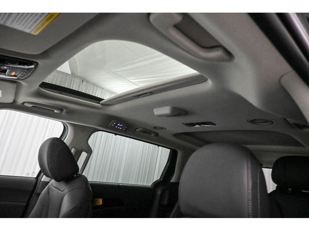 2026 Kia Carnival SX Prestige - Photo 23