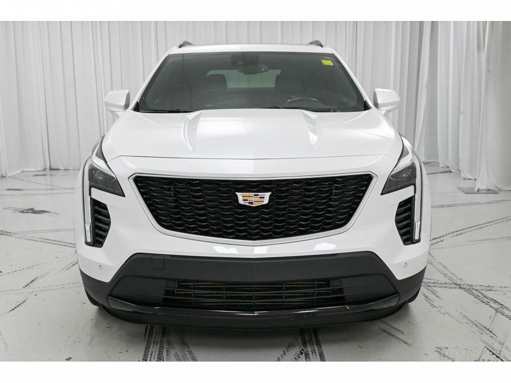 2019 Cadillac XT4 Sport photo 3