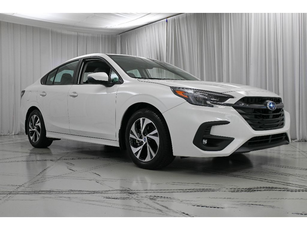 2025 Subaru Legacy Premium photo 2