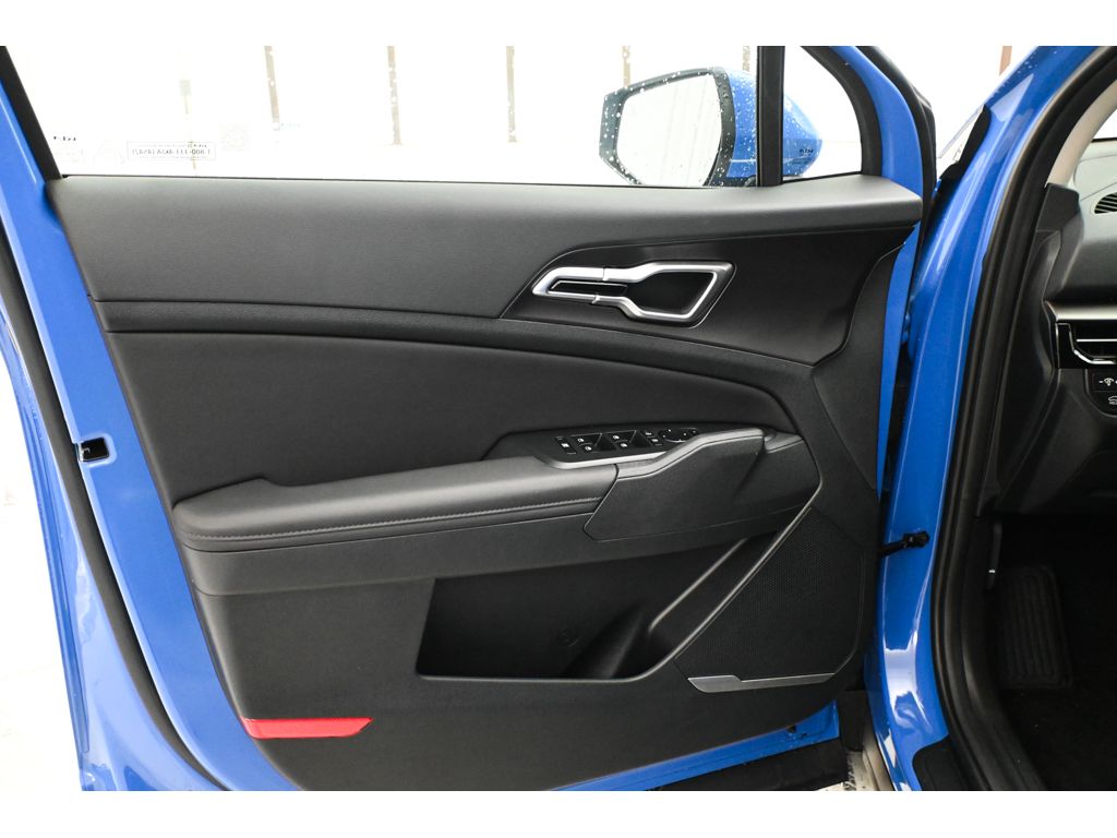 2026 Kia Sportage EX - Photo 14