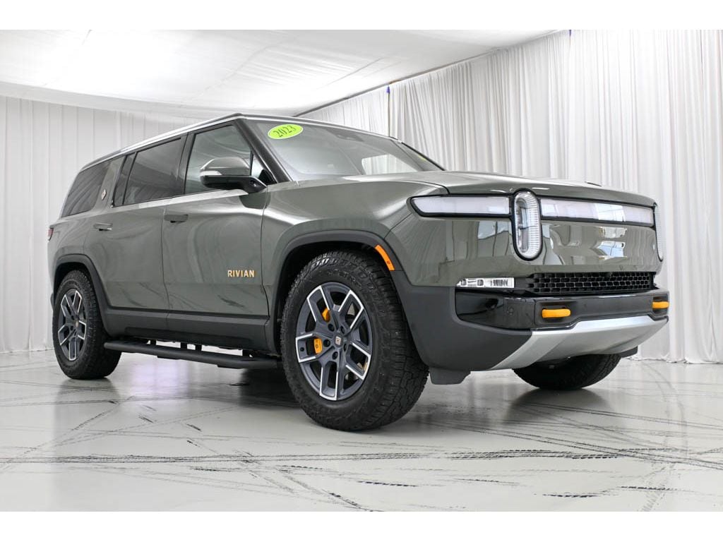 Used 2023 Rivian R1S Adventure with VIN 7PDSGABL7PN022519 for sale in Wilmington, DE