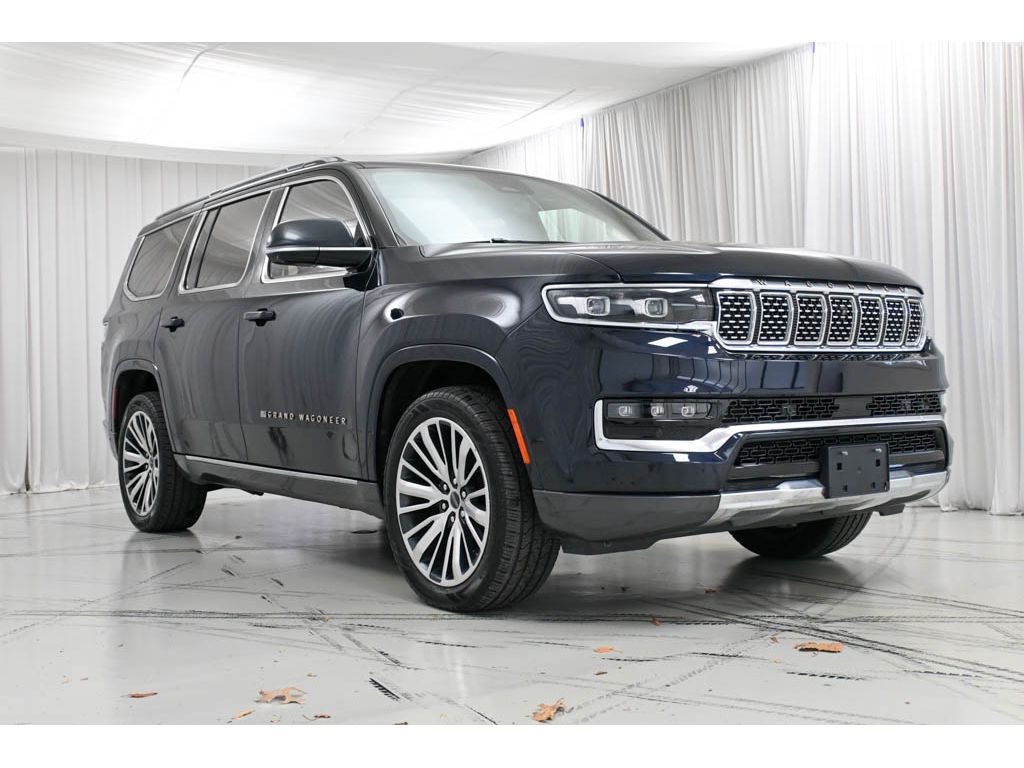 2022 Jeep Grand Wagoneer III photo 2