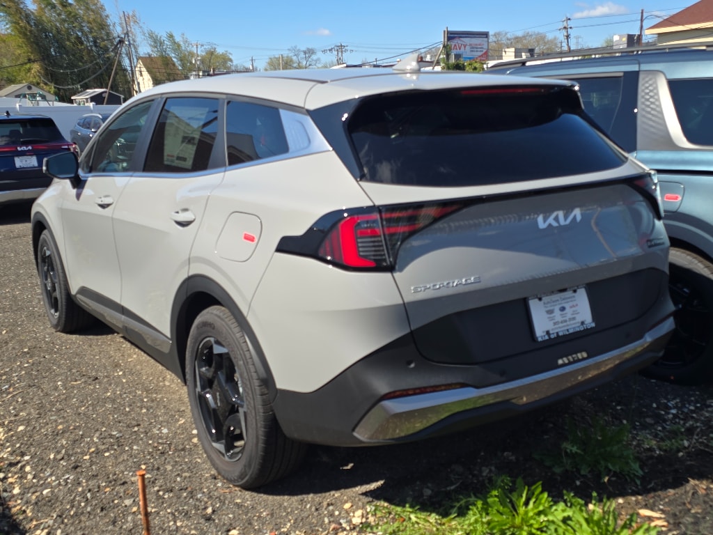 2026 Kia Sportage EX - Photo 6