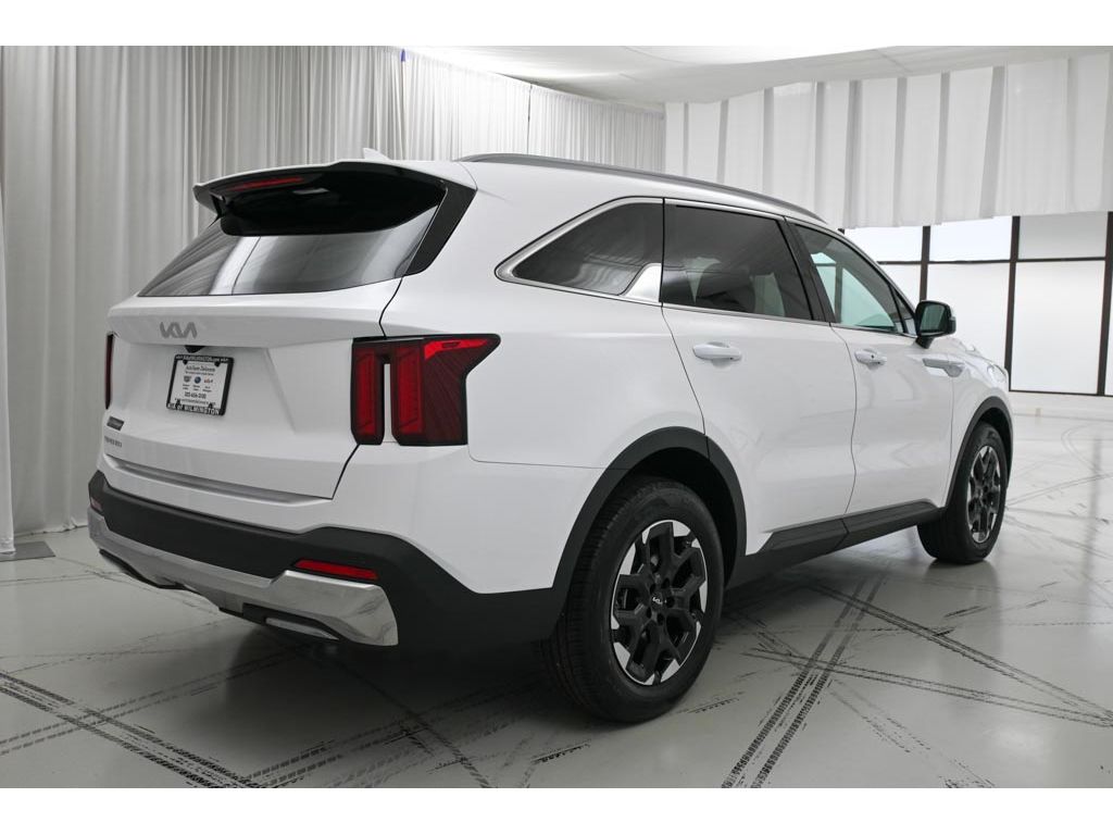 2026 Kia Sorento S - Photo 8