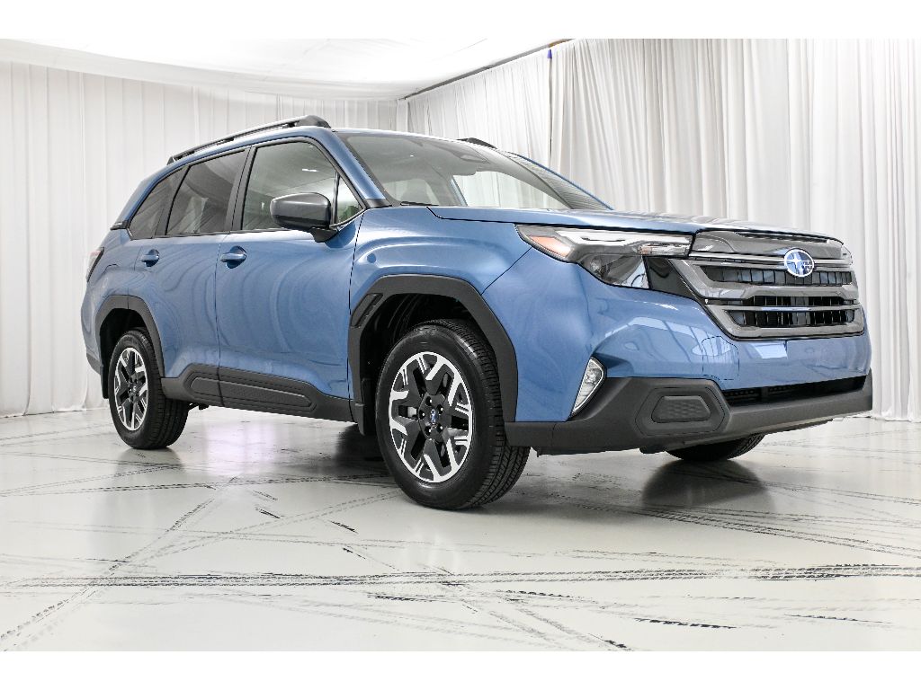 2025 Subaru Forester Premium photo 2