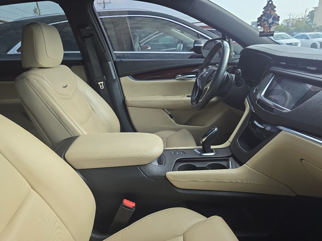 2018 Cadillac XT5 Luxury photo 4