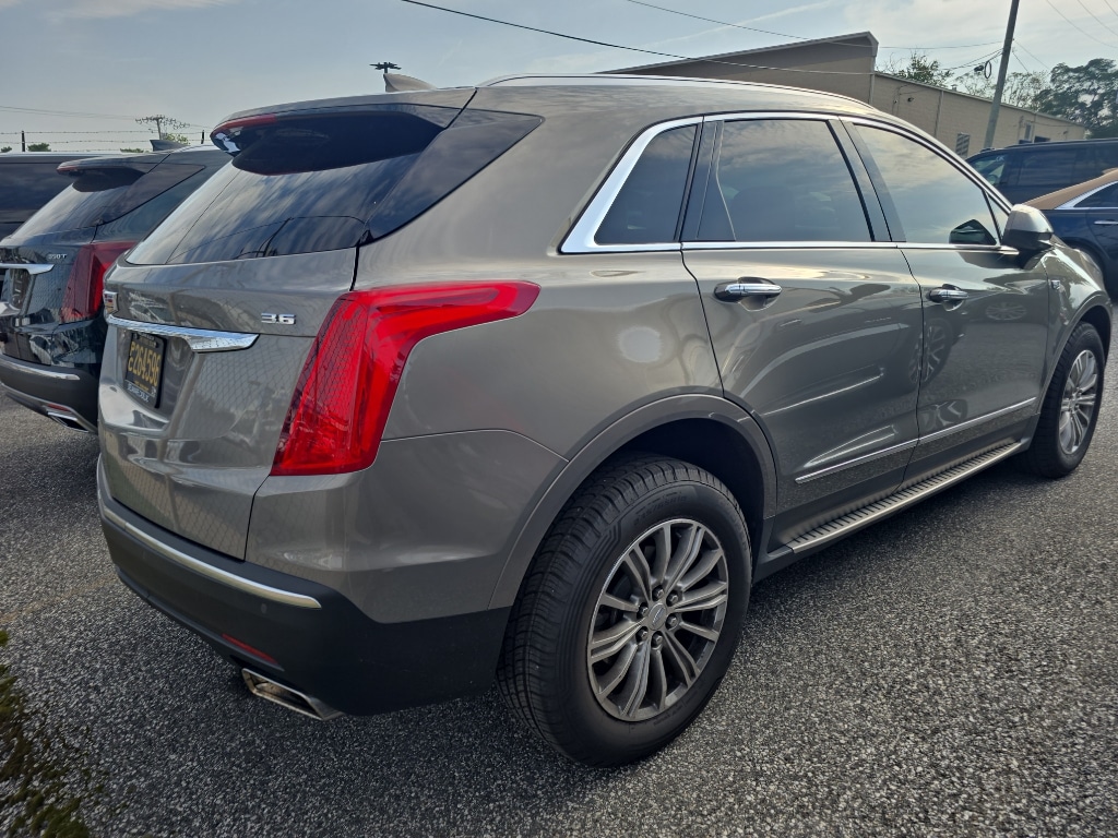 2018 Cadillac XT5 Luxury photo 3