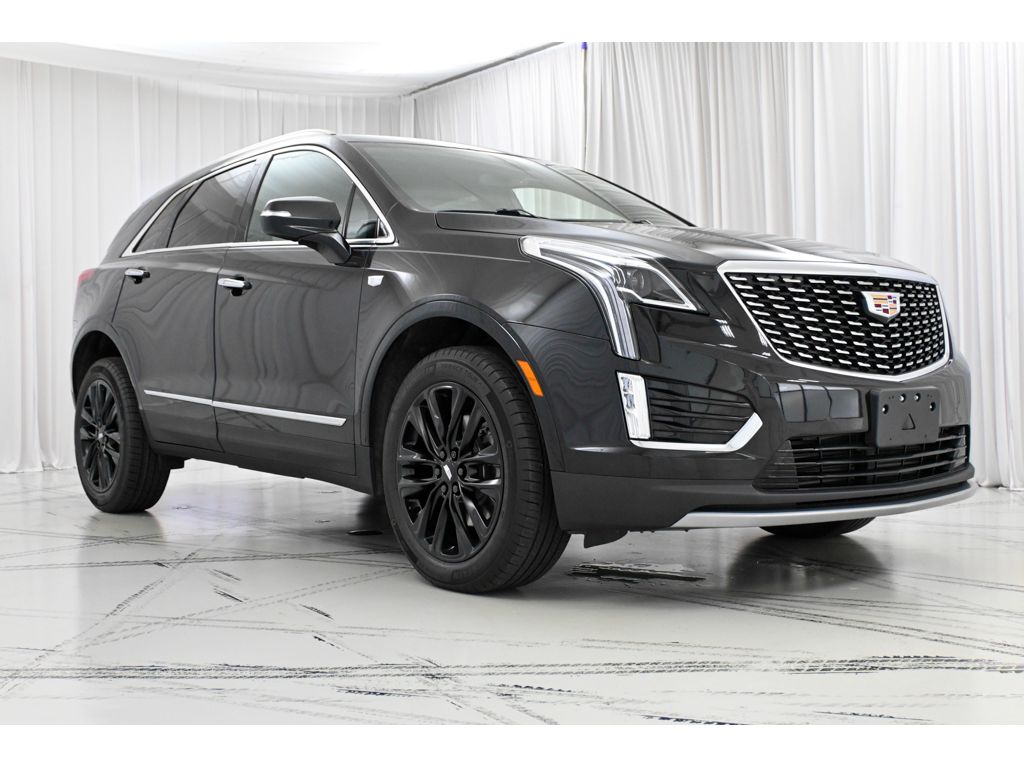2022 Cadillac XT5 Premium Luxury photo 2