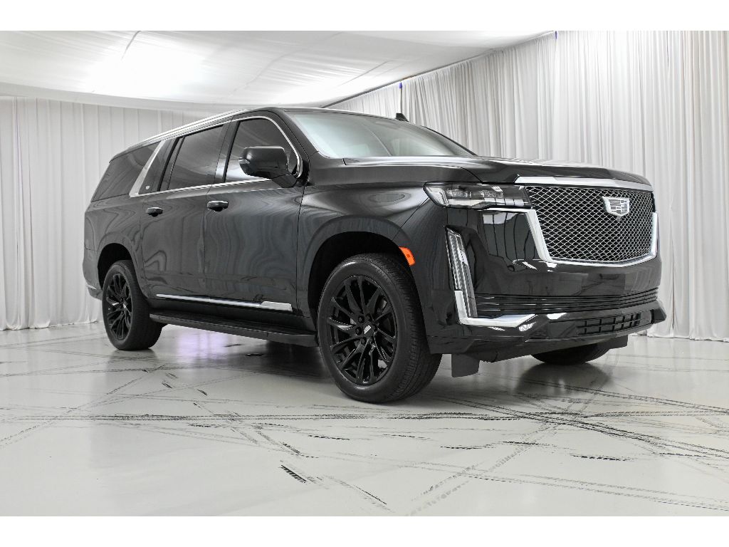 2023 Cadillac Escalade ESV Premium Luxury photo 2