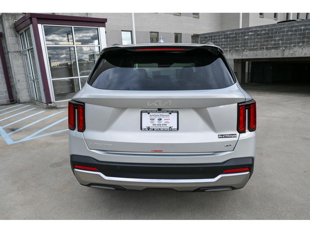 2026 Kia Sorento S - Photo 7