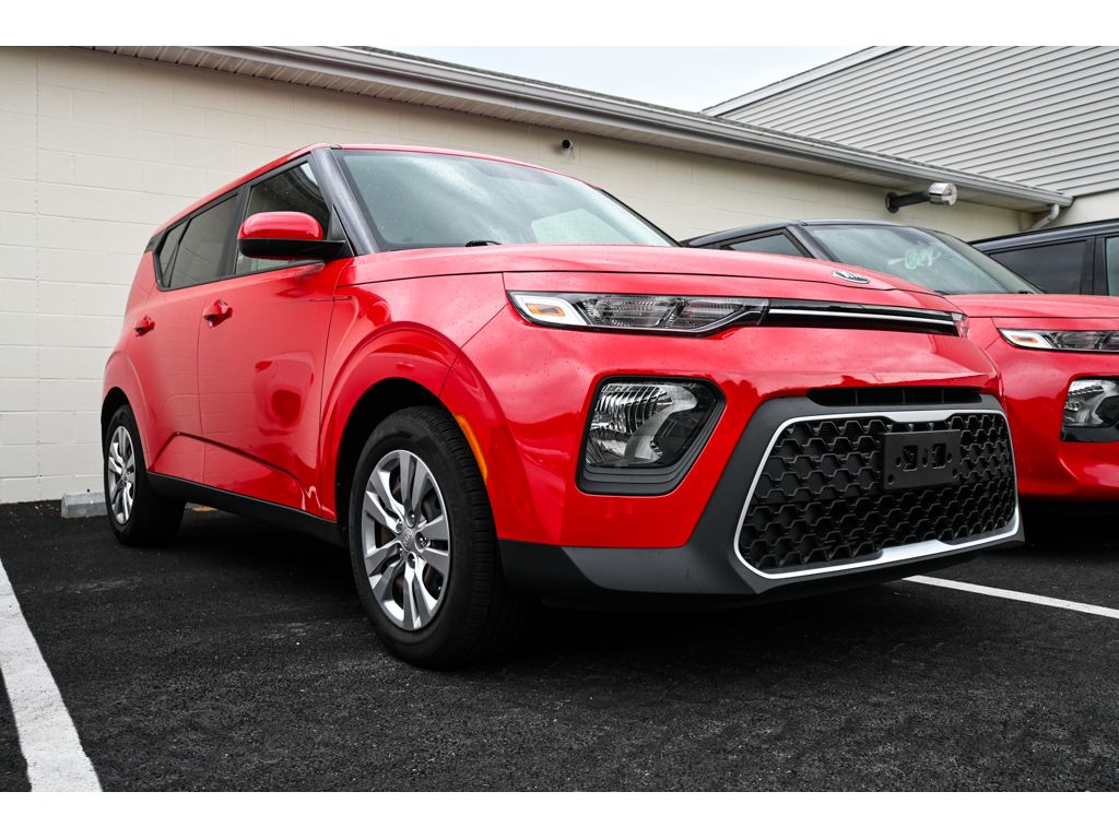 Used 2021 Kia Soul LX with VIN KNDJ23AU1M7759335 for sale in Wilmington, DE