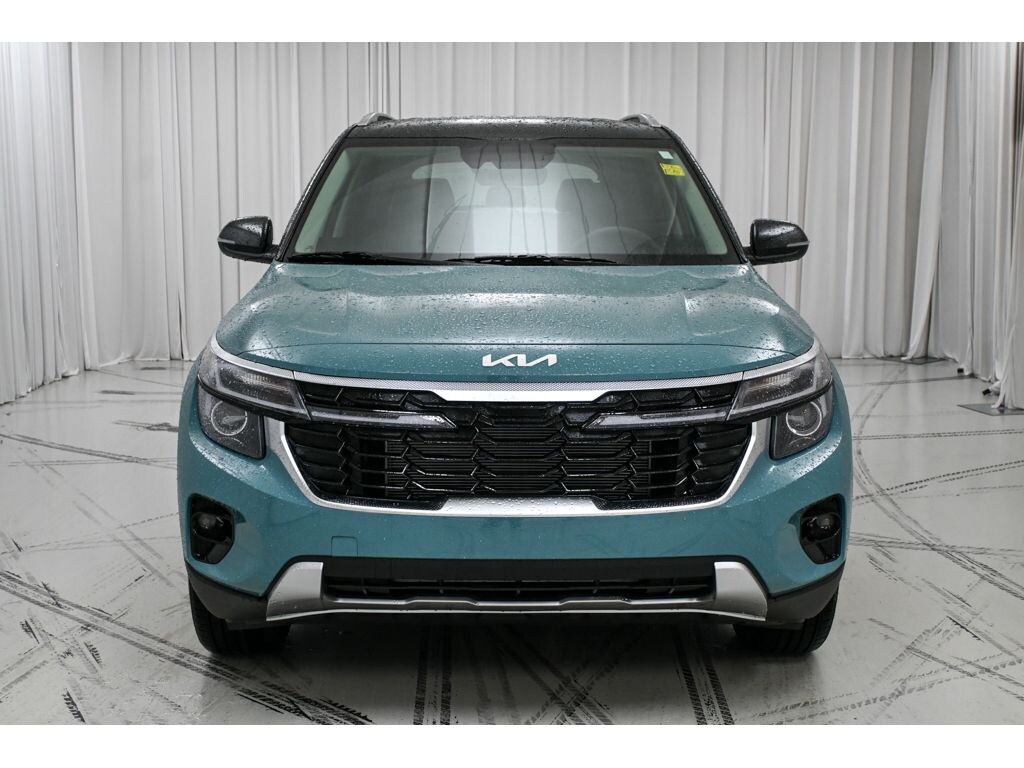 New 2026 Kia Seltos S AWD With Glossy BLK PKG AND BLK SUV