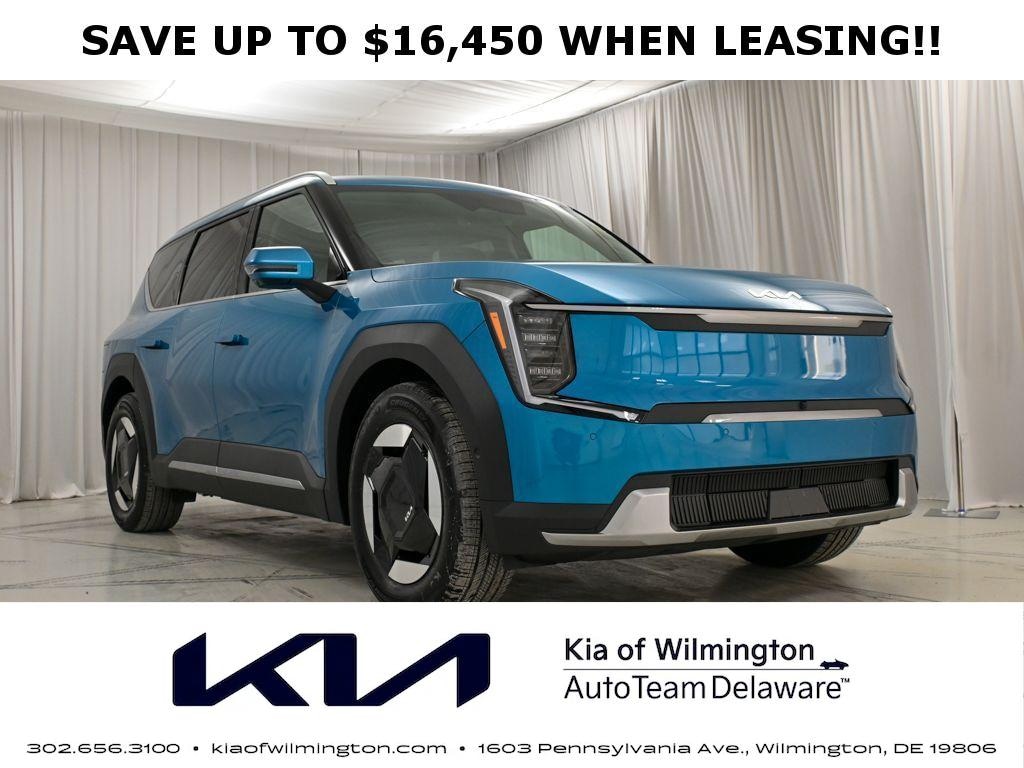 New 2026 Kia EV9 Wind AWD 7 Pass SUV