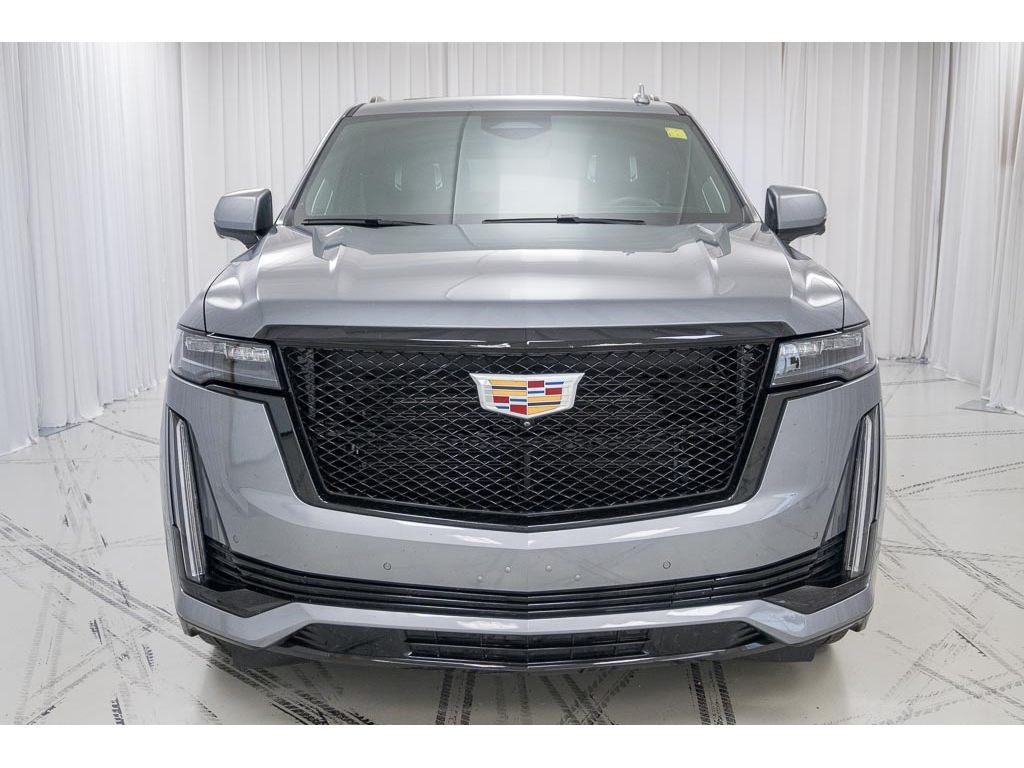 2022 Cadillac Escalade Sport Platinum photo 3