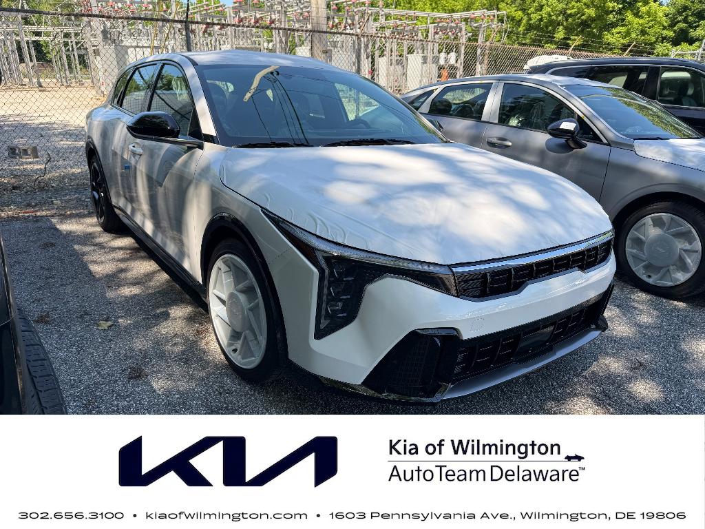 2026 Kia K4 GT-Line AT Hatchback's photo