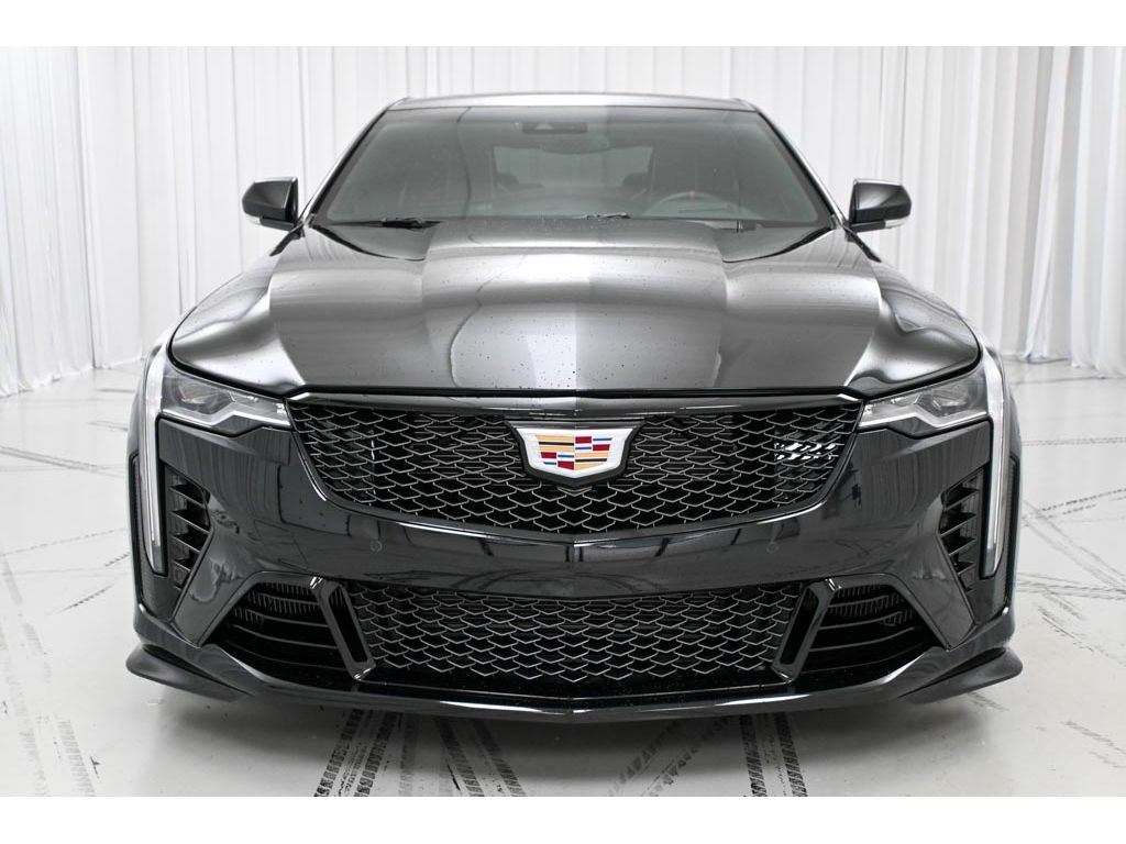 2023 Cadillac CT4 photo 3