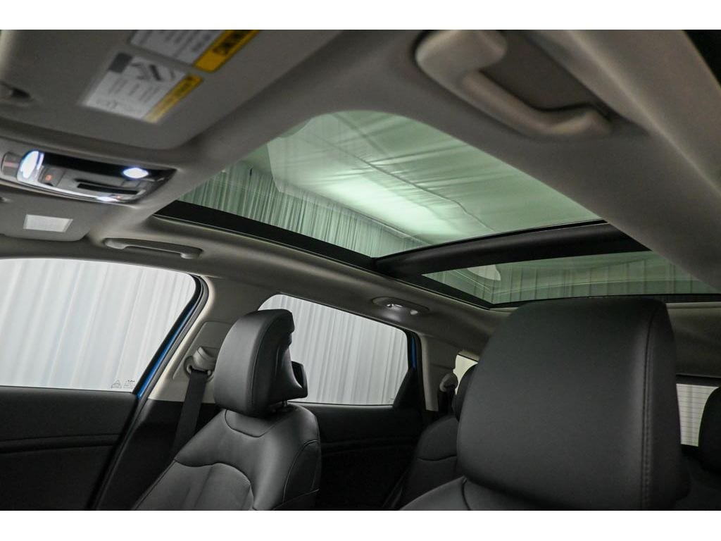 2026 Kia Sportage EX - Photo 19