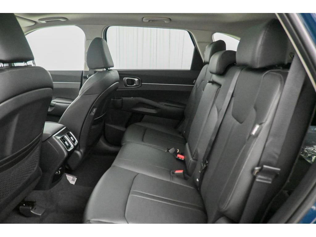 2026 Kia Sorento S - Photo 12