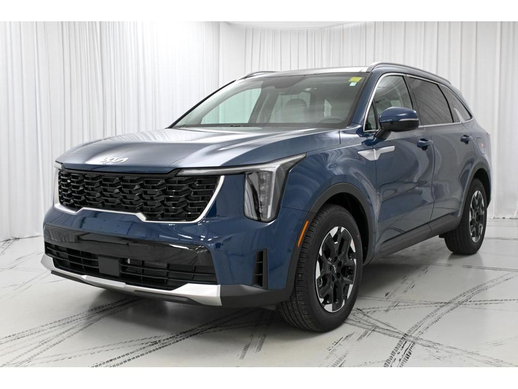 New 2026 Kia Sorento Sorento S FWD With Pano Package SUV