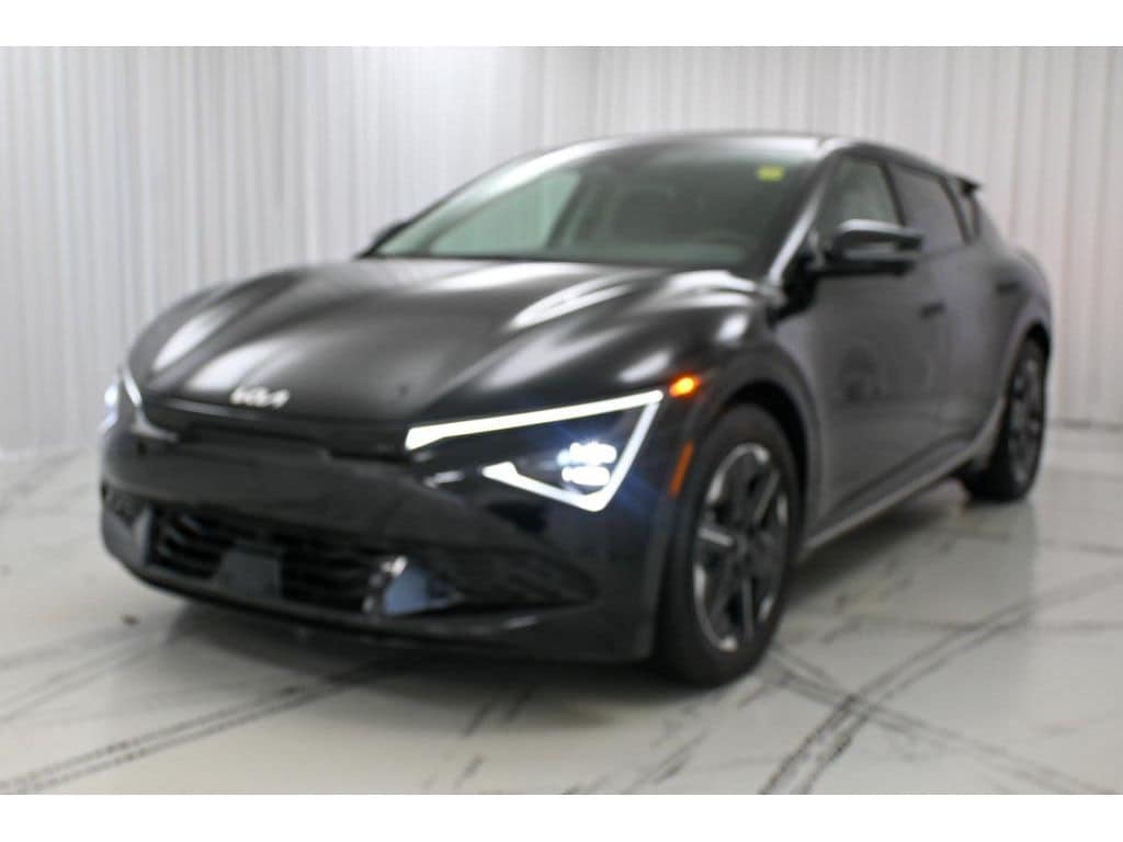 New 2025 Kia EV6 EV6 Wind AWD SUV