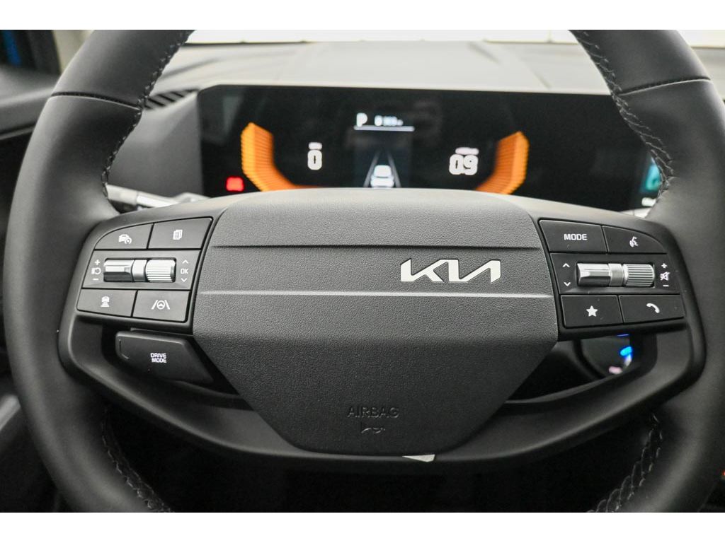 2026 Kia Sportage EX - Photo 19