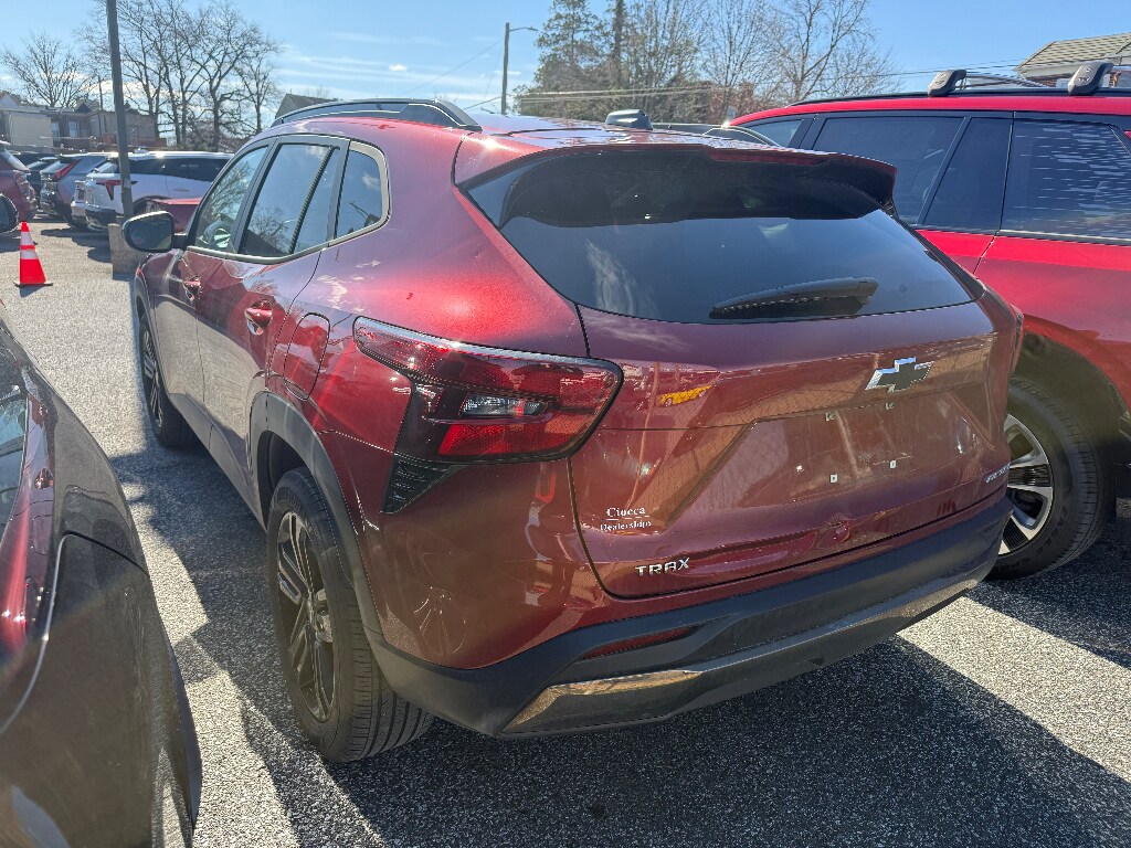 Used 2024 Chevrolet Trax ACTIV SUV