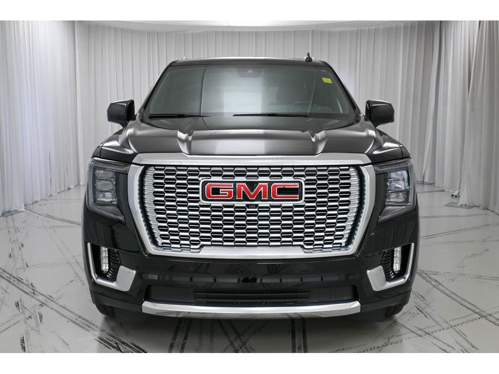 2023 Gmc Yukon Denali photo 3