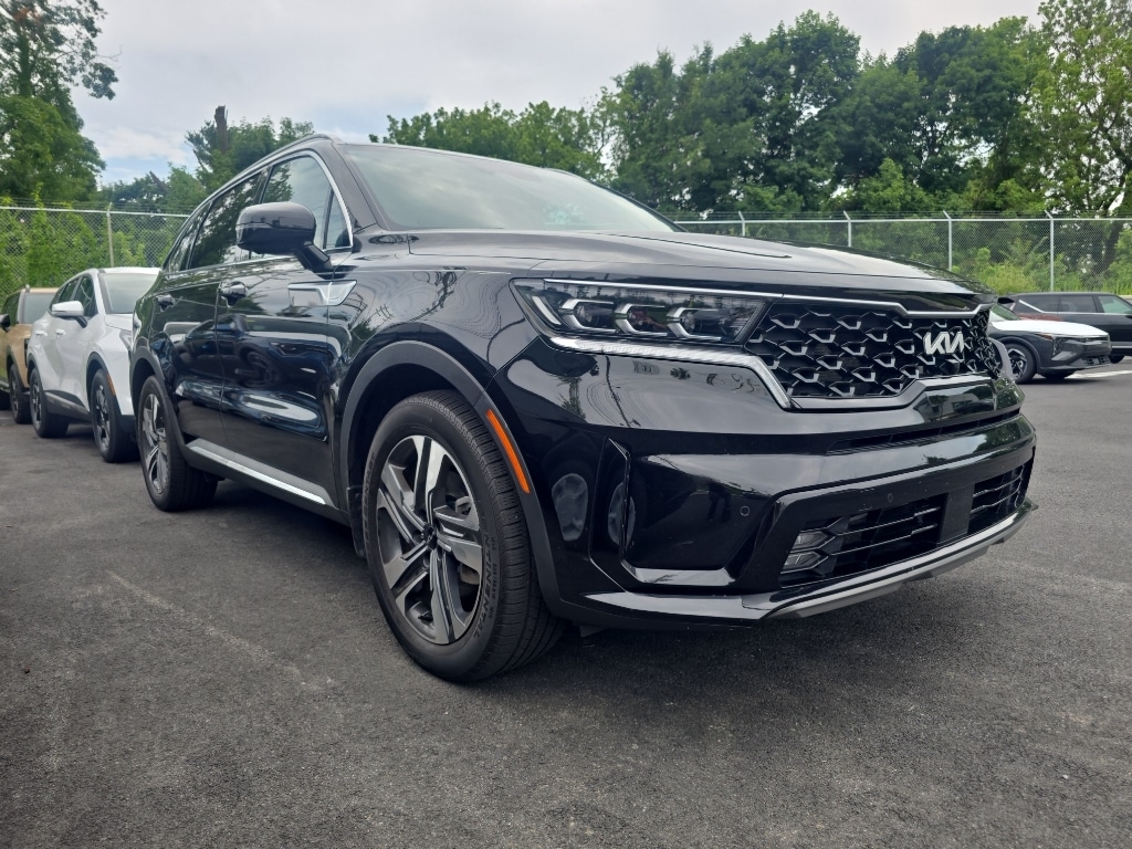 Certified 2023 Kia Sorento Hybrid SX Prestige SUV