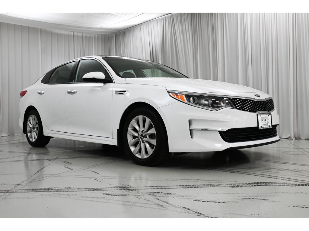 Used 2018 Kia Optima EX with VIN 5XXGU4L38JG247749 for sale in Wilmington, DE
