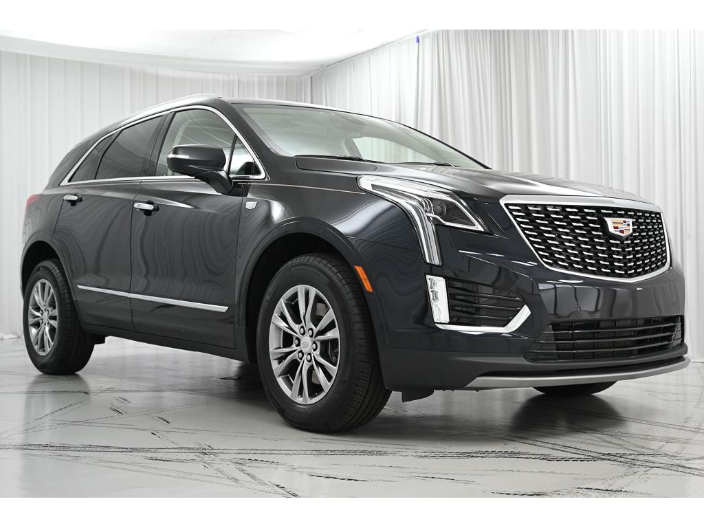 2021 Cadillac XT5 Premium Luxury photo 2
