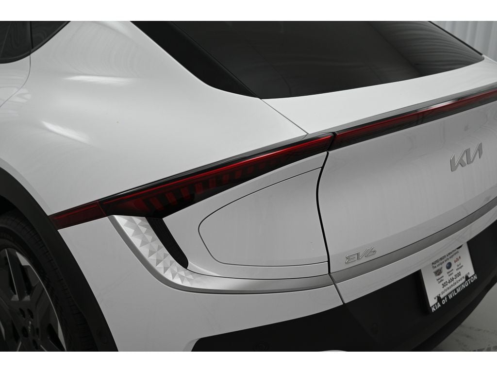 2025 Kia EV6 Light L/R - Photo 10