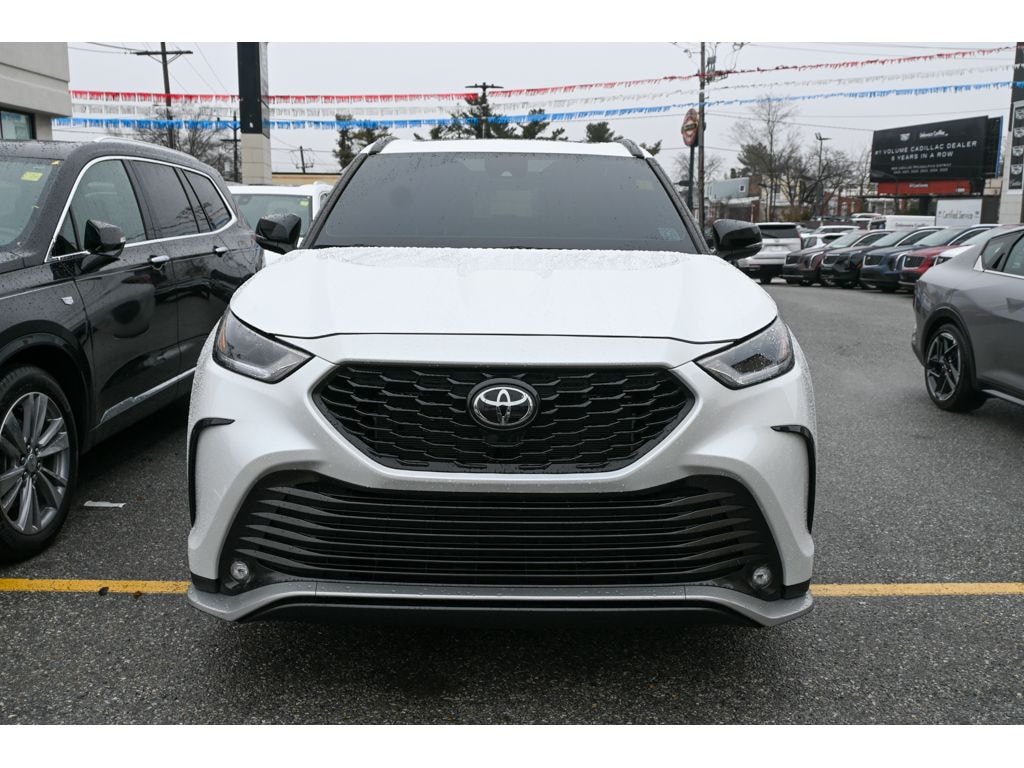 Used 2024 Toyota Highlander XSE SUV