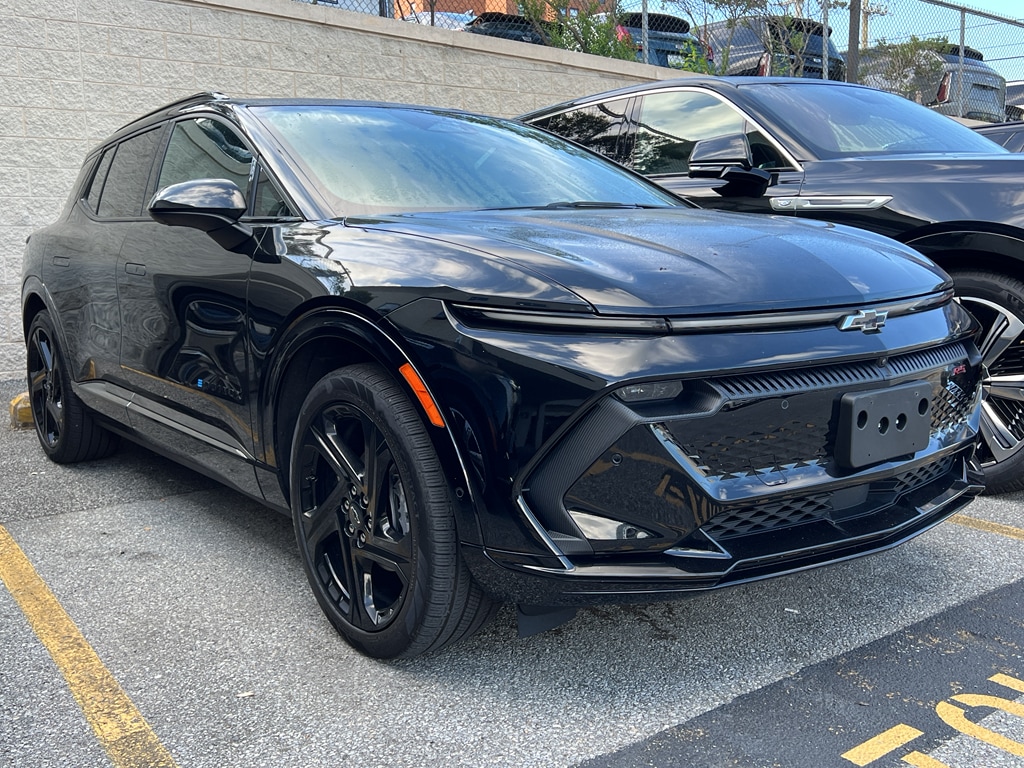 Used 2024 Chevrolet Equinox EV Launch Edition with VIN 3GN7DNRP8RS236215 for sale in Wilmington, DE