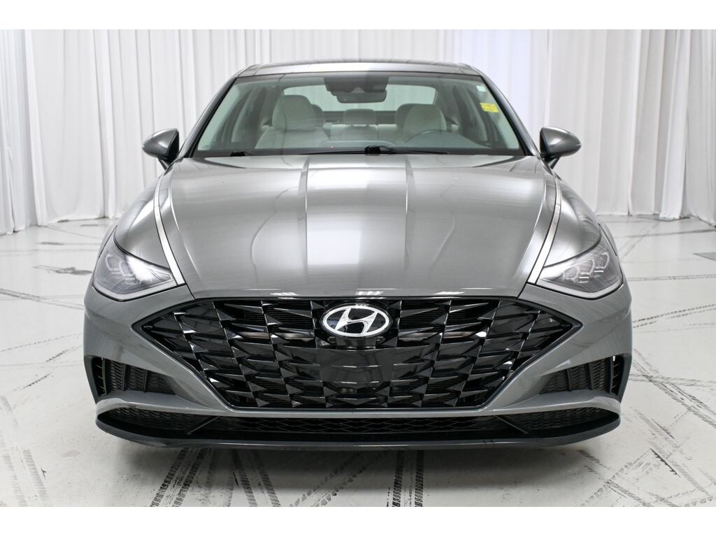 Used 2023 Hyundai Sonata SEL Sedan