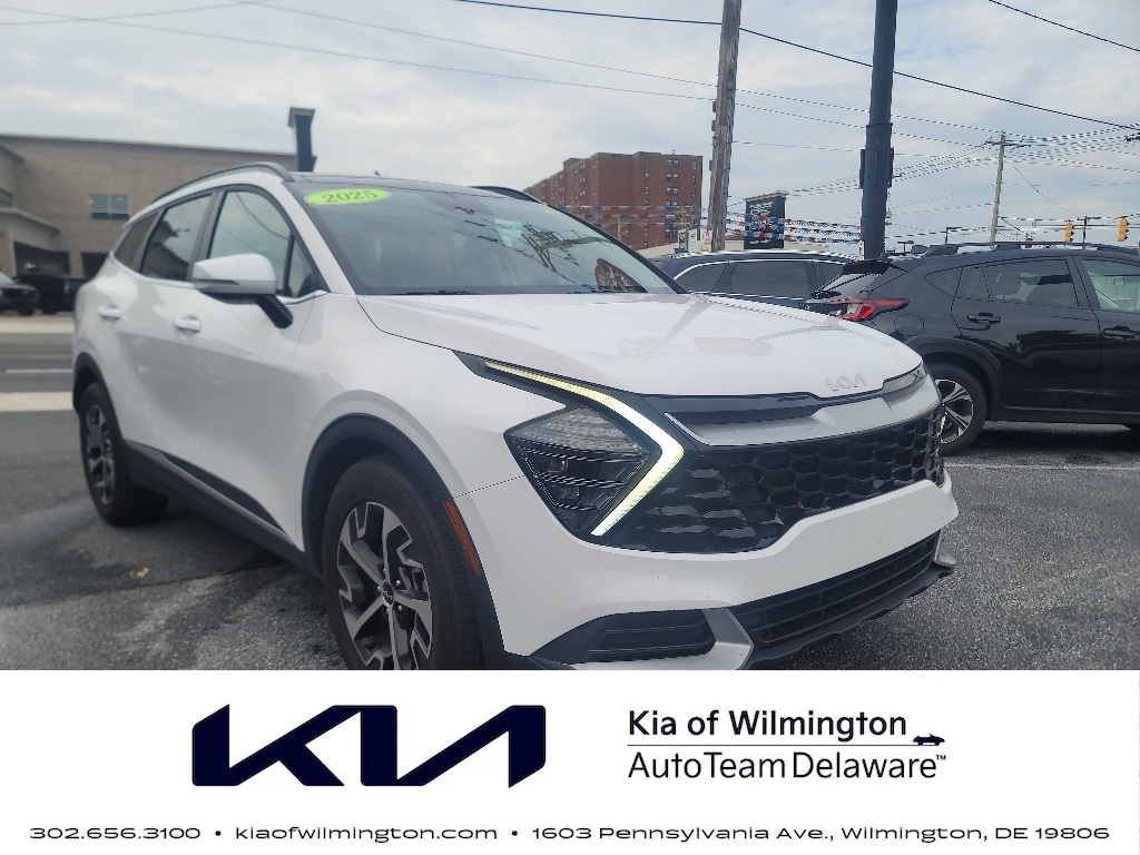 Certified 2025 Kia Sportage EX SUV