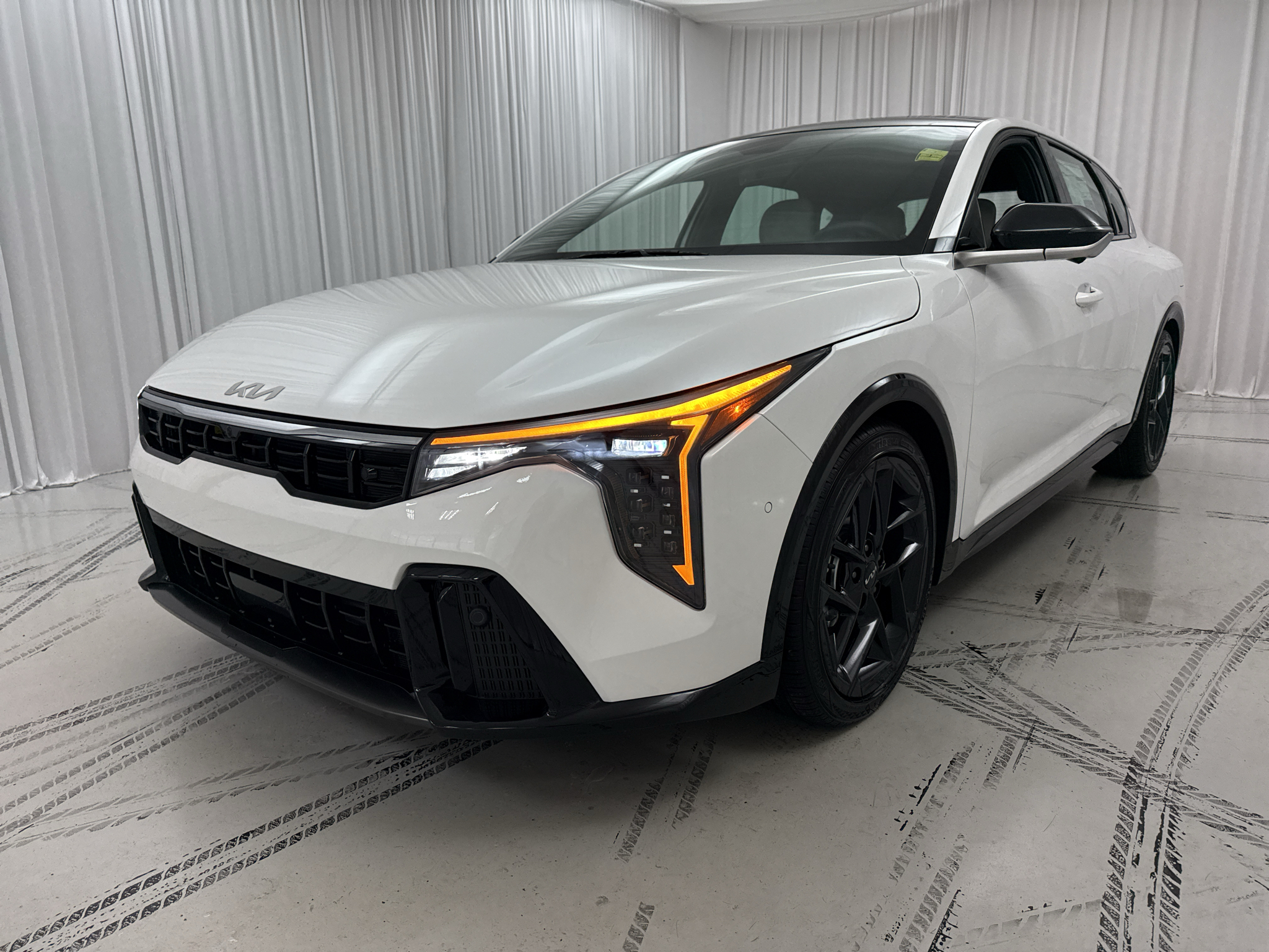New 2026 Kia K4 Hatchback Hatchback GT-Line Turbo With Tech PKG Hatchback