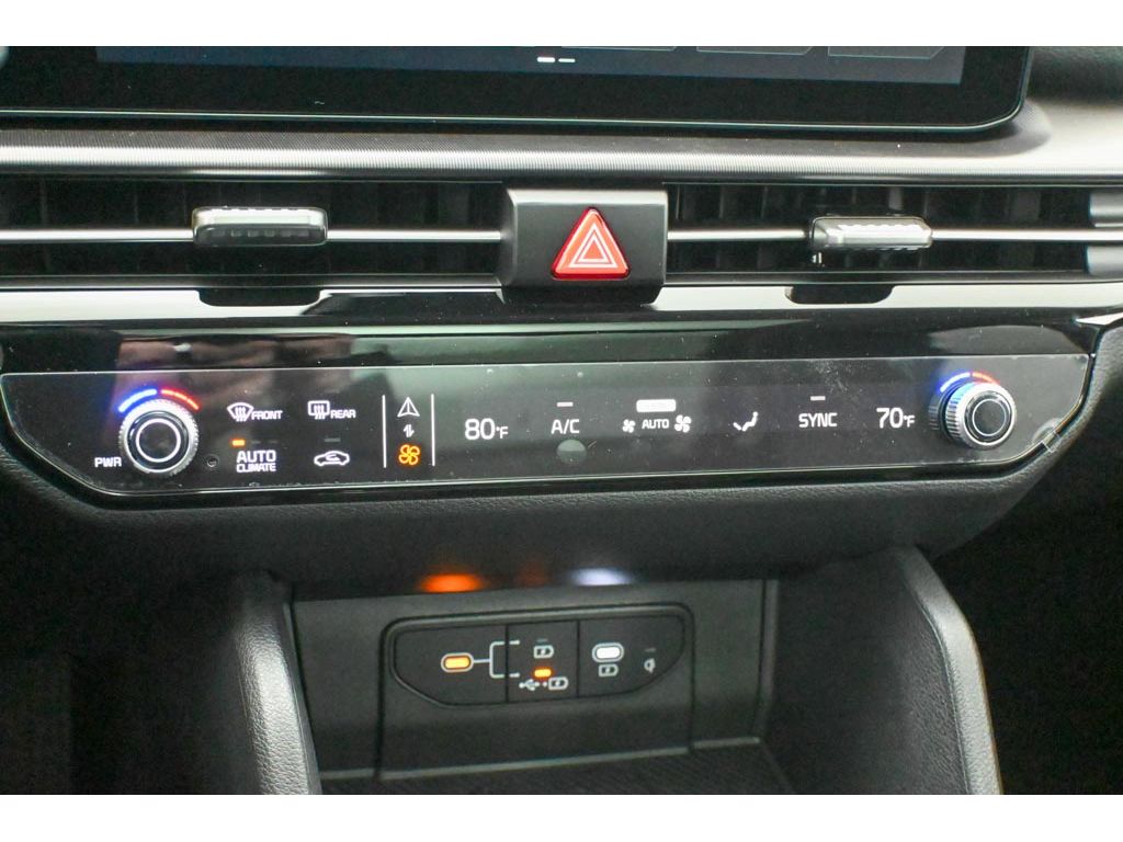 2026 Kia Sportage EX - Photo 29