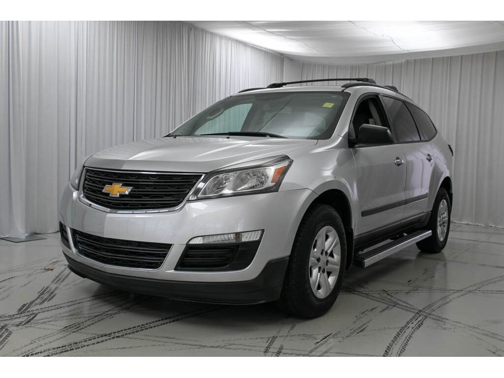 Used 2015 Chevrolet Traverse LS SUV