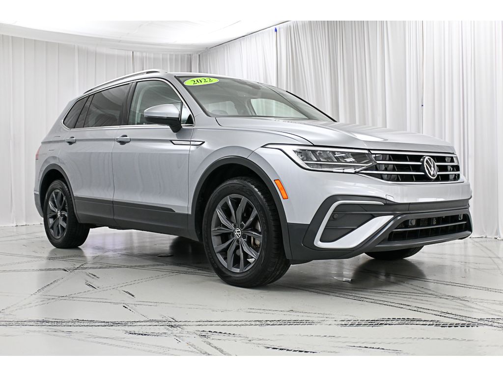 Used 2022 Volkswagen Tiguan SE with VIN 3VV2B7AX8NM048956 for sale in Wilmington, DE