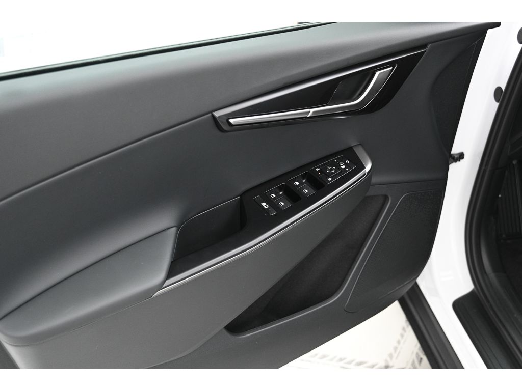 2025 Kia EV6 Light L/R - Photo 16
