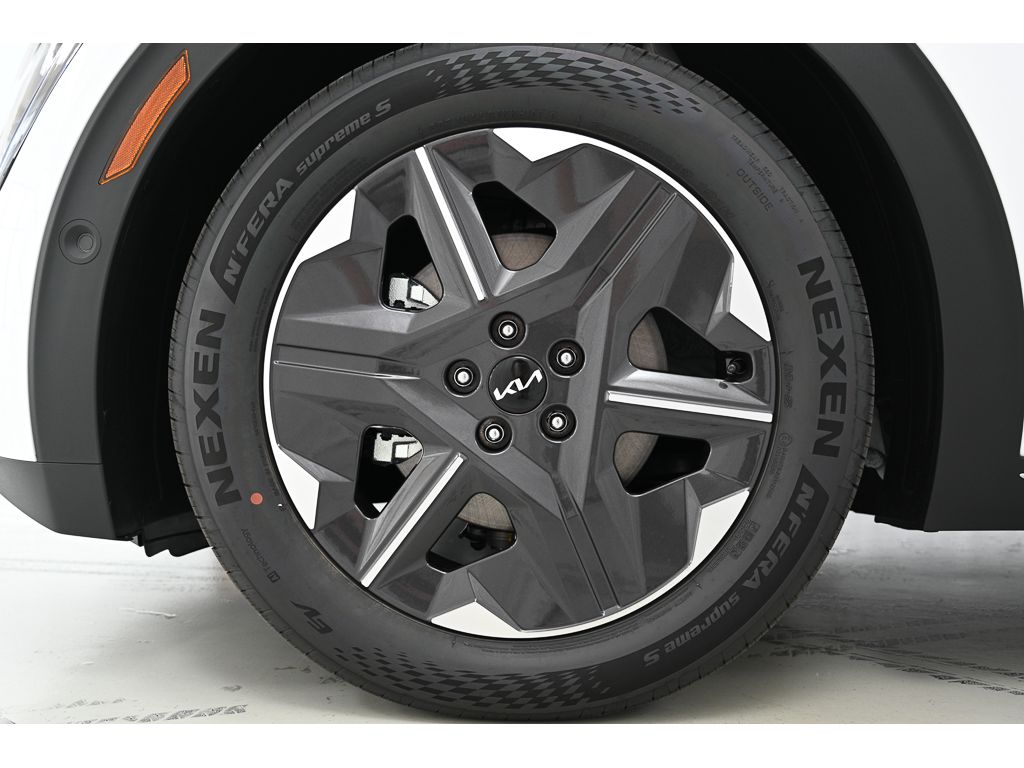 2025 Kia EV6 Light L/R - Photo 8