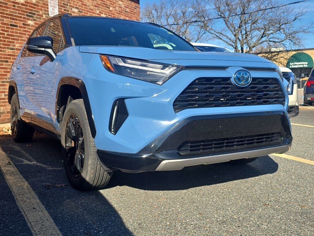 Used 2022 Toyota RAV4 Hybrid XSE SUV
