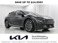 2025 Kia EV6 EV6 Light Long Range AWD With Tech PKG SUV
