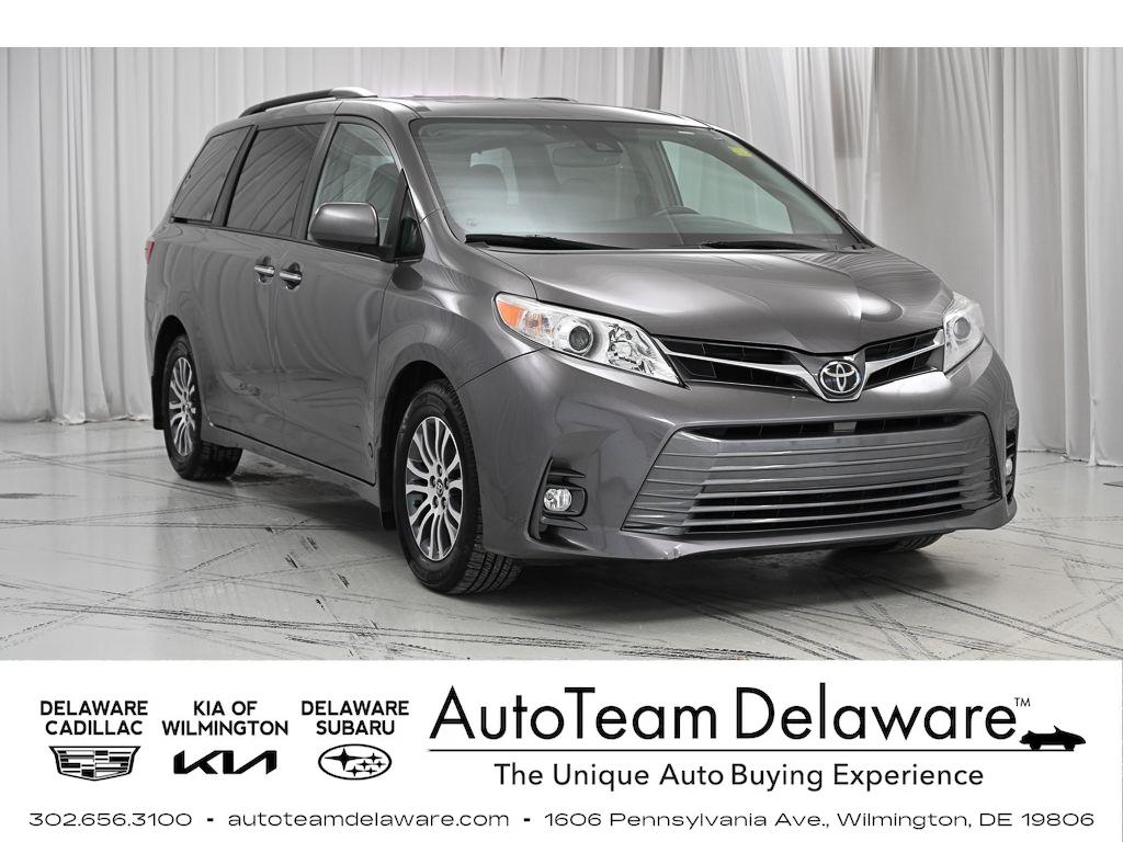 2018 Toyota Sienna XLE